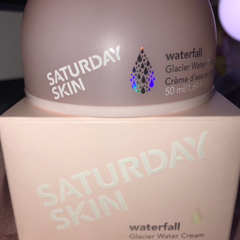 Saturday Skin waterfall glacier water creme